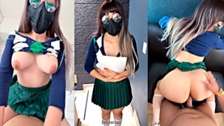 La colegiala Valeria quiere un 10 en notas y se folla a su profesora